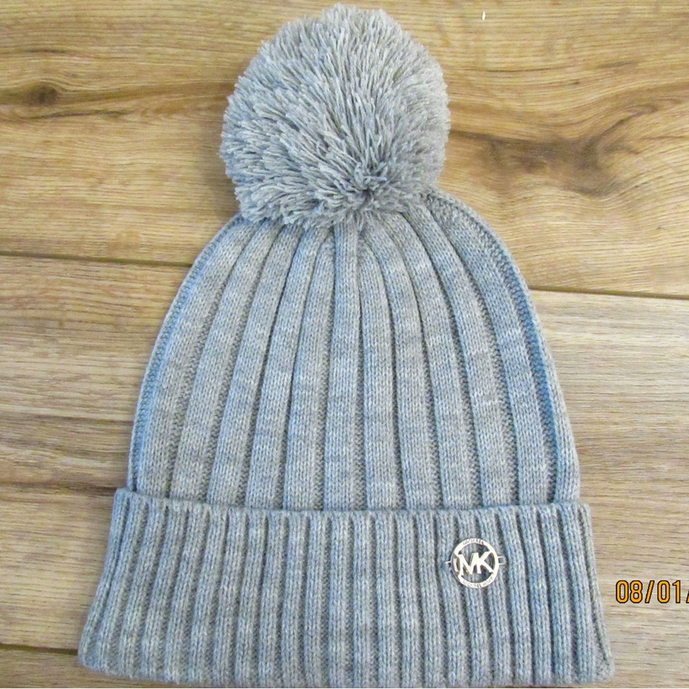 Michael Kors hat, color gray
